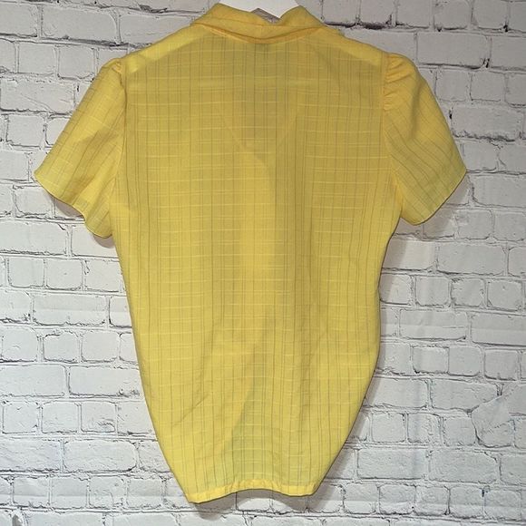 Vintage Yellow Tie Neck Short Sleeved Button-Up Size 10 - Picture 11 of 15